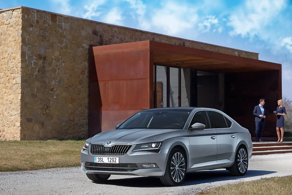 Skoda Superb 2024 – Available for Film, Commercial, and Music Video Shoots
