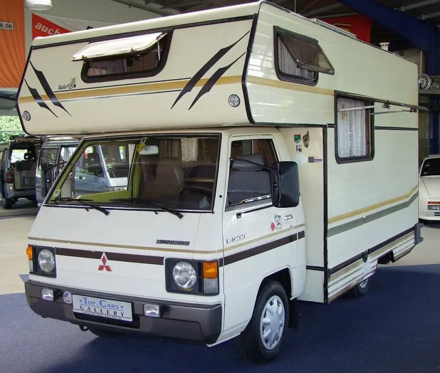 1984 MITSUBISHI L300 WOHNMOBIL